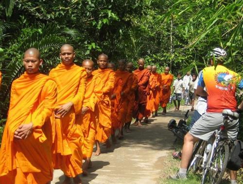 Venture onto scenic villages, explore authentic rurals of Tra Vinh, Can Tho, Chau Doc, and Cao Lanh