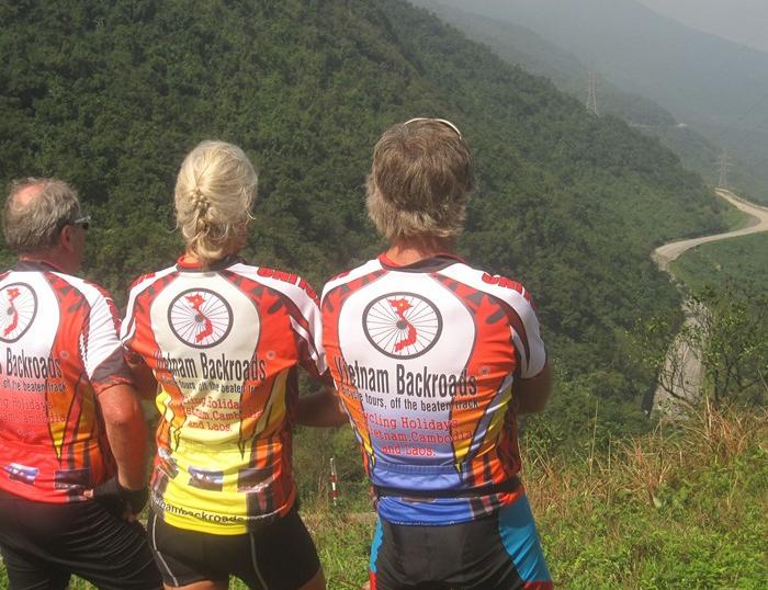 Glimpse of Vietnam South to North, cycling from Dalat to Hue, a night train to Ha Noi