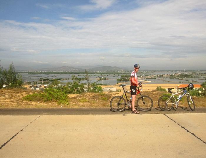 Vietnam Bike Tour, cycling Ha Noi to Ho Chi Minh with Vietnam Cycling Tours