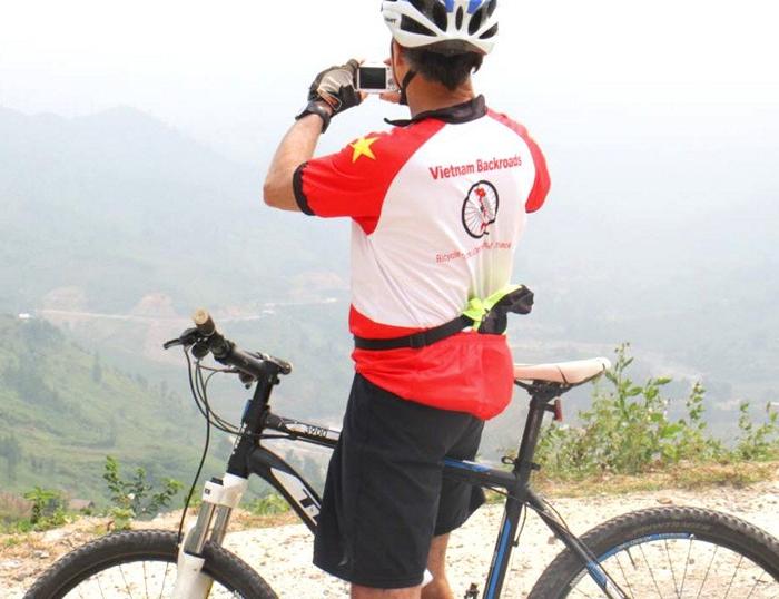 Cycling tours in Sapa offer picturesque landscapes, terraced rice fields, and the tribal culture along the mountain valleys.
