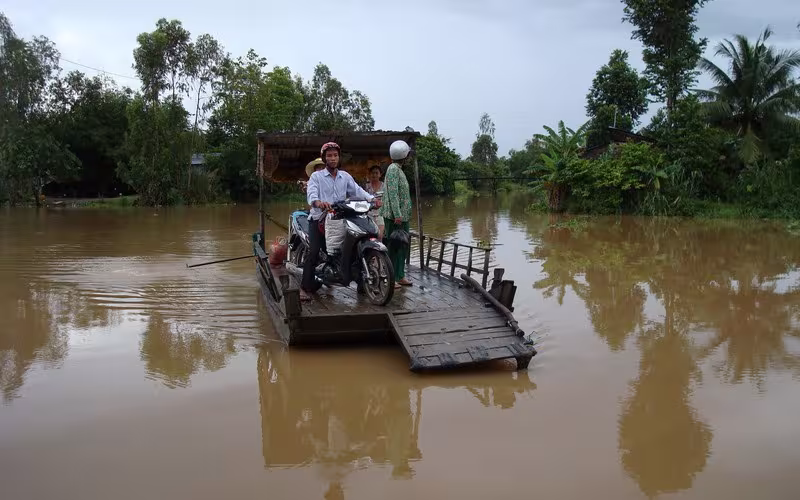 Mekong ferry boat
