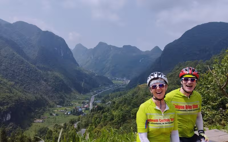 cycling route to Meo Vac