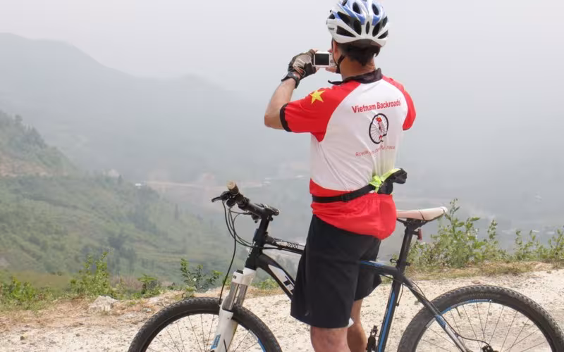 Sapa cycling tours